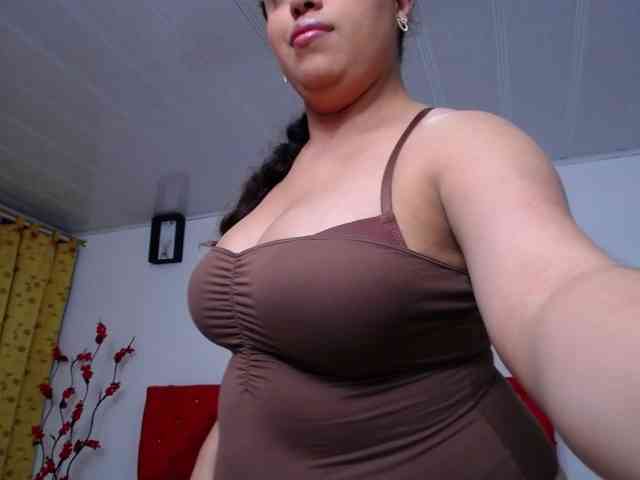 cristal-horny19 webcam