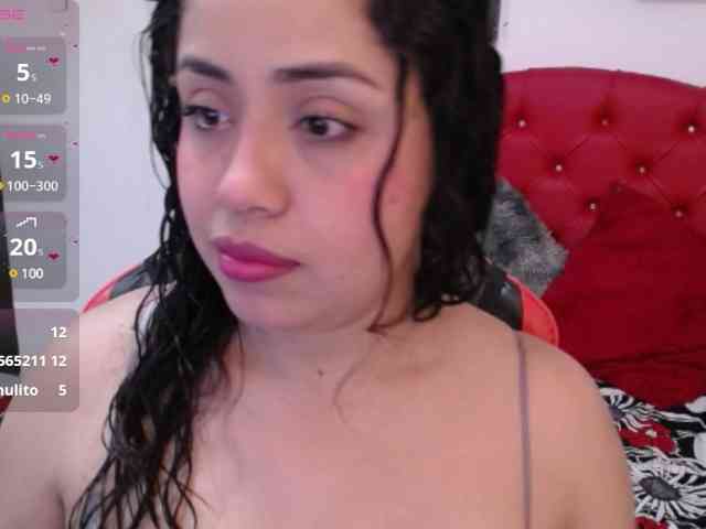 cristal-horny19 webcam