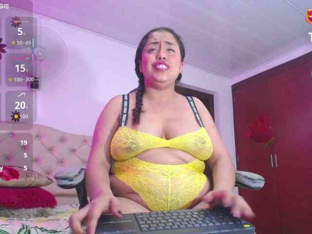 cristal-horny19 webcam