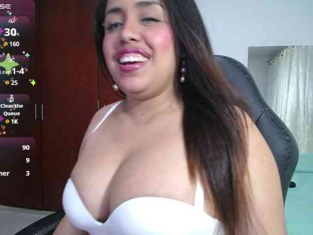 cristal-horny19 Live Webcam on BongaCams