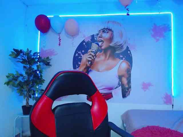 cristal-horny19 webcam