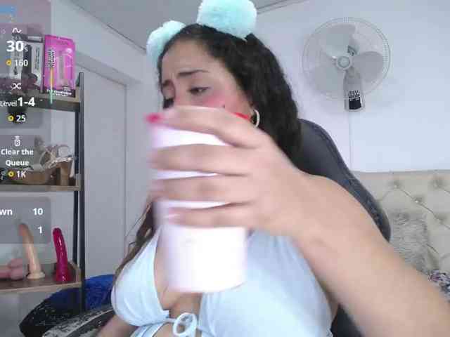 cristal-horny19 webcam