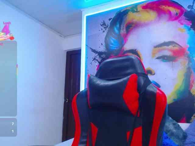 cristal-horny19 webcam