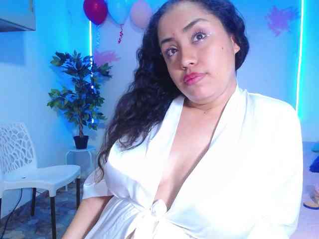 cristal-horny19 webcam