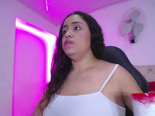 cristal-horny19 webcam