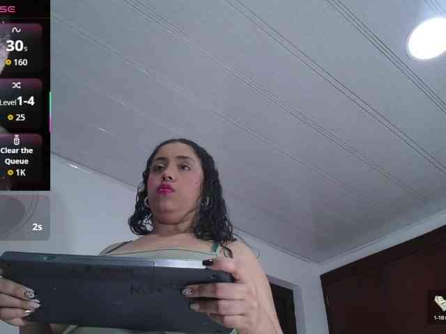 cristal-horny19 webcam