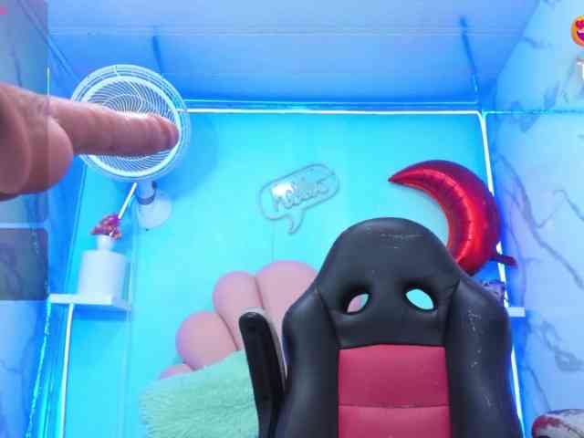 cristal-horny19 webcam