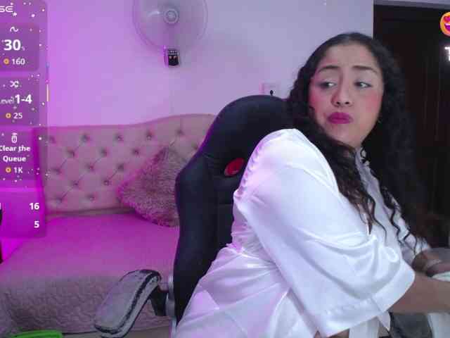cristal-horny19 cristal-horny19