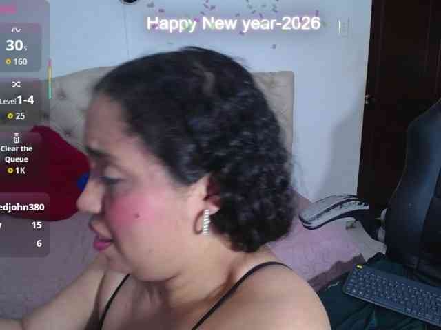 cristal-horny19 webcam