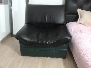 alexa-kiut Porn Show