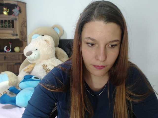 alexa-kiut from BongaCams