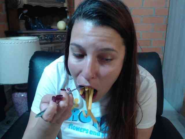 alexa-kiut alexa-kiut