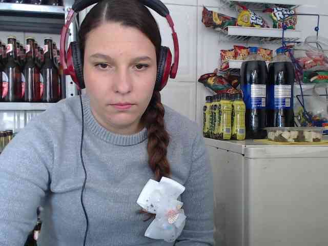 alexa-kiut Live Webcam on BongaCams