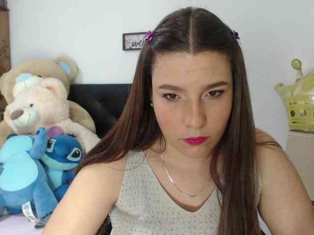 alexa-kiut Live Webcam on BongaCams