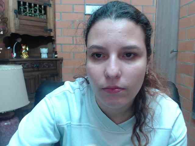 alexa-kiut alexa-kiut