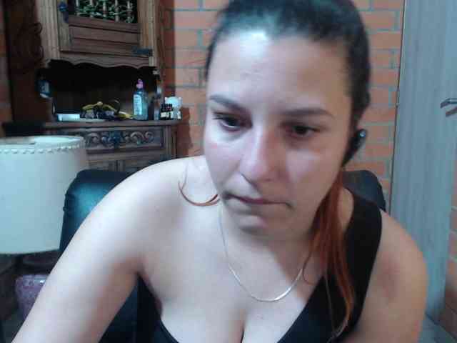 alexa-kiut alexa-kiut