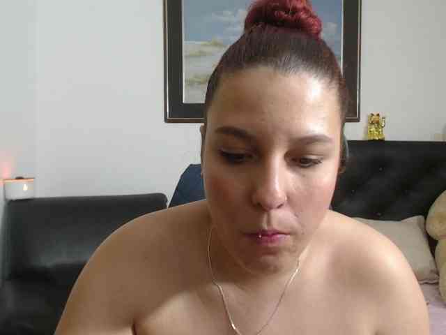 chatting live Alexa-kiut