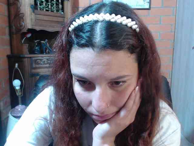 alexa-kiut alexa-kiut