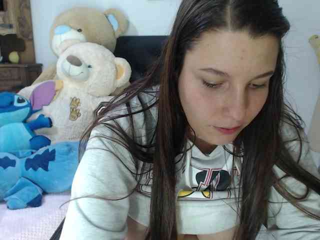 alexa-kiut alexa-kiut