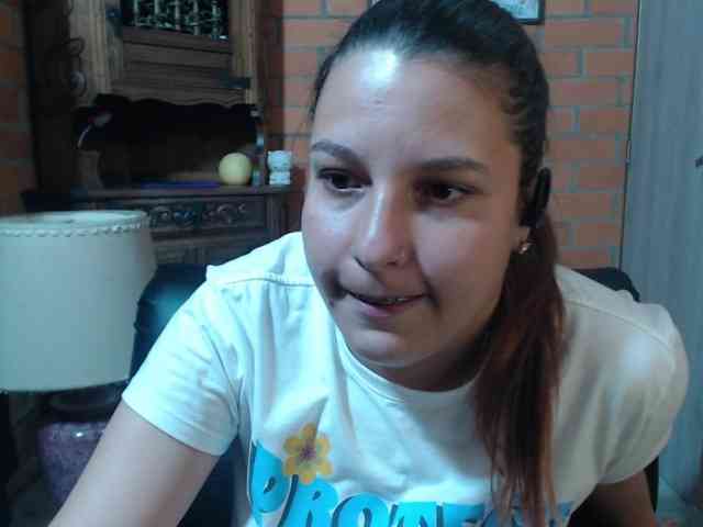 alexa-kiut alexa-kiut