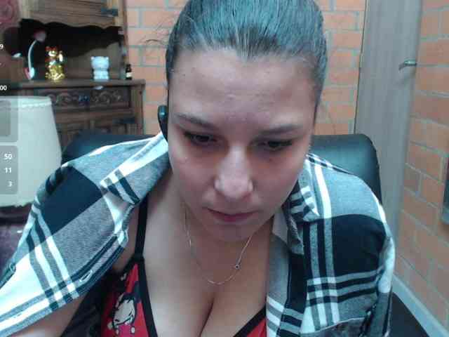 alexa-kiut alexa-kiut