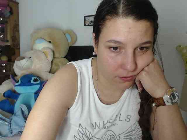 alexa-kiut alexa-kiut