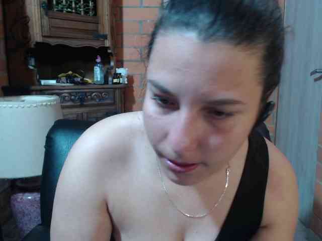 alexa-kiut alexa-kiut