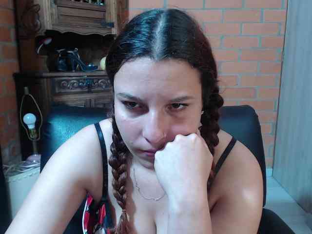 alexa-kiut alexa-kiut