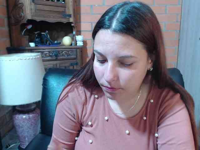 alexa-kiut alexa-kiut