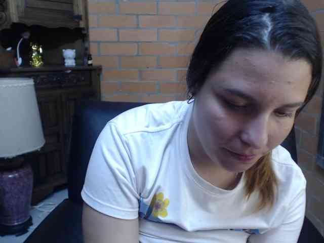 alexa-kiut alexa-kiut