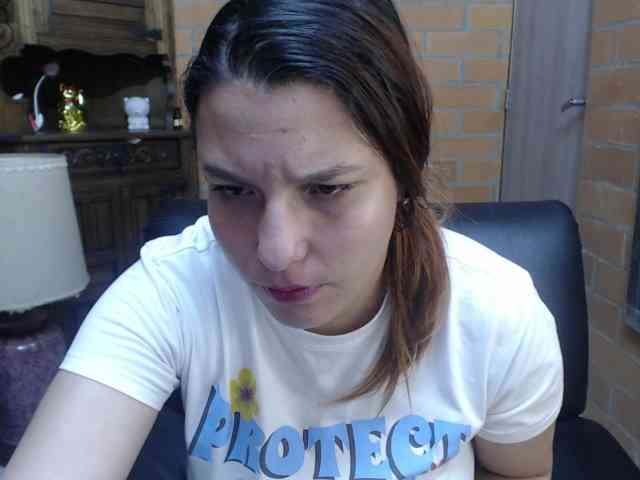 alexa-kiut alexa-kiut