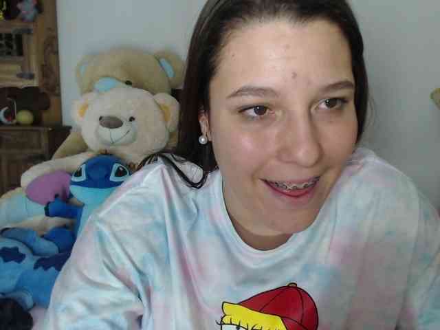 alexa-kiut alexa-kiut