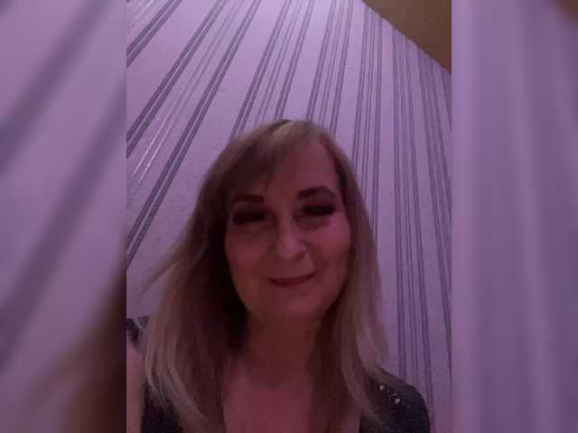 Alina1965's BongaCams show and profile