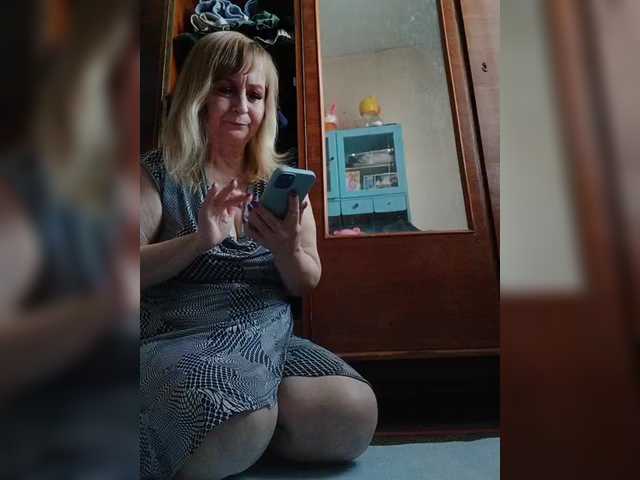 Alina1965's BongaCams show and profile