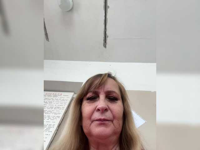 Alina1965's BongaCams show and profile