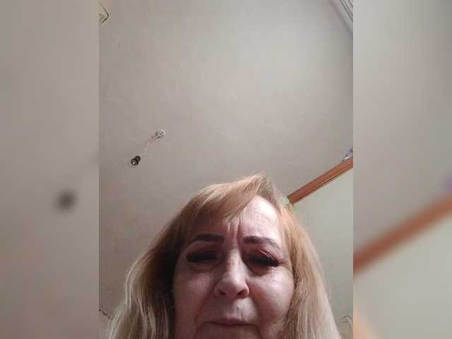 Alina1965's BongaCams show and profile