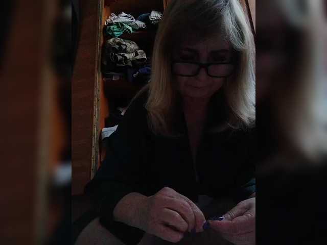 Alina1965's BongaCams show and profile