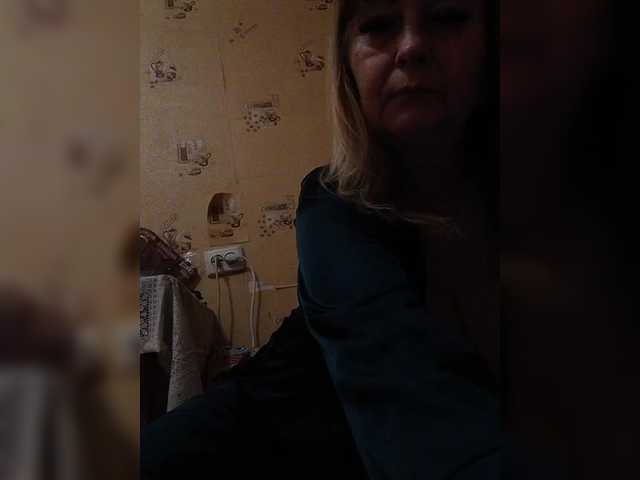 Alina1965's BongaCams show and profile