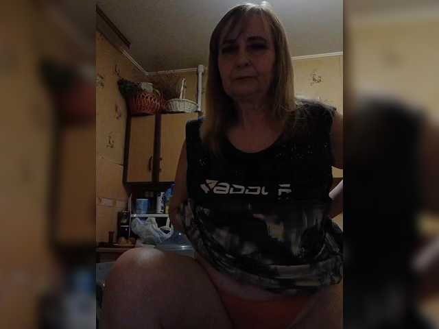 le modèle Alina1965 est en webcam porno dans un show sur le site bongacams, il possède les tags suivants: White/Caucasian,Blonde,Shaved