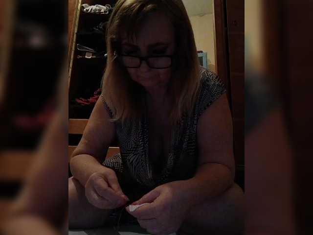 Alina1965's BongaCams show and profile