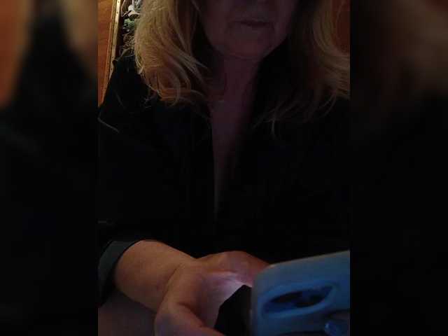 Alina1965's BongaCams show and profile