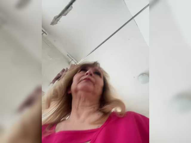 Alina1965's BongaCams show and profile