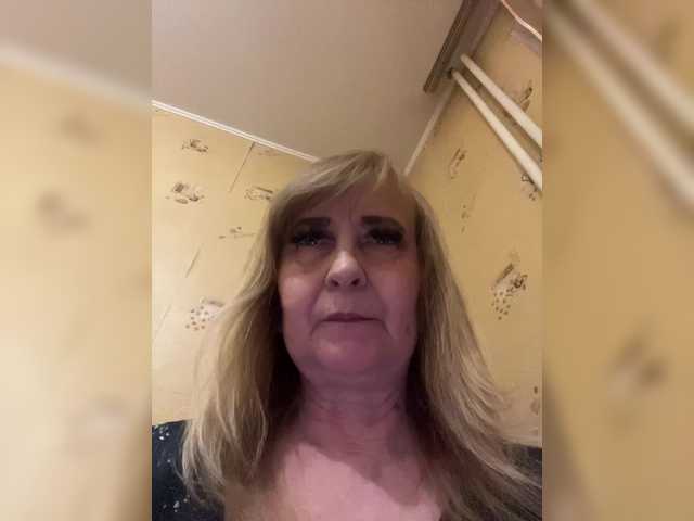 Alina1965's BongaCams show and profile