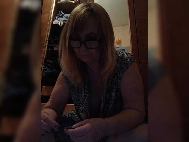 Alina1965's BongaCams show and profile