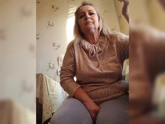 Alina1965's BongaCams show and profile