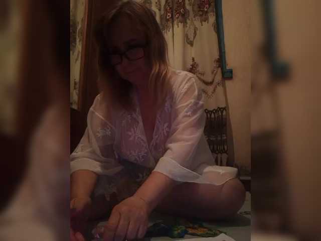 Alina1965's BongaCams show and profile