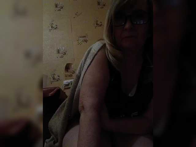 Alina1965's BongaCams show and profile