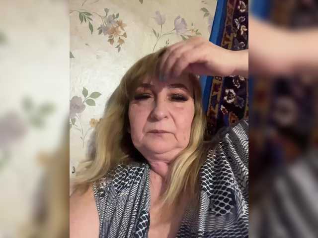 Alina1965's BongaCams show and profile