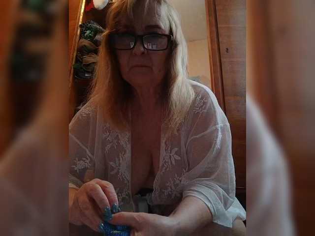 Alina1965's BongaCams show and profile