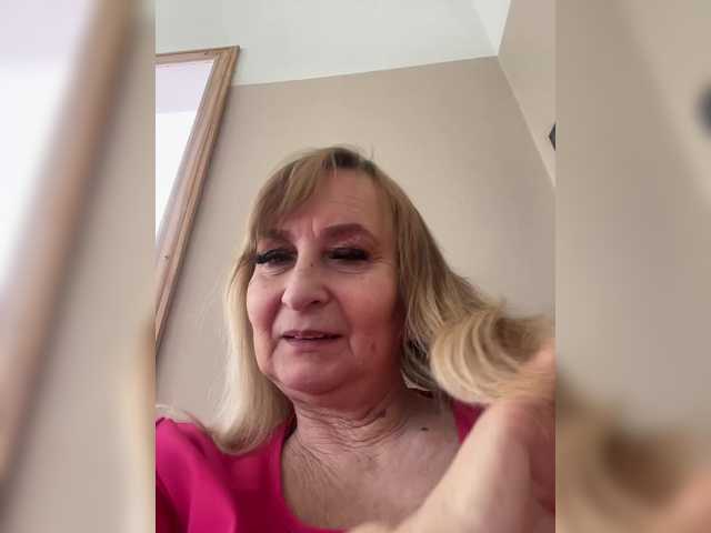 Alina1965's BongaCams show and profile